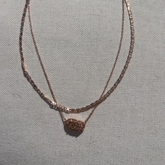 Kendra Scott Necklace - Picture 3 of 4